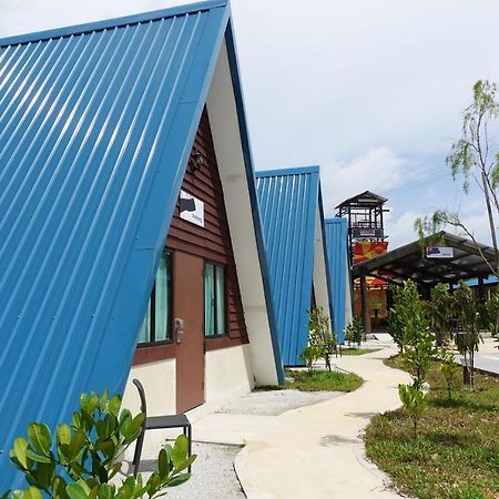 Senta Adventure Camp & Resort Minyak Beku Εξωτερικό φωτογραφία